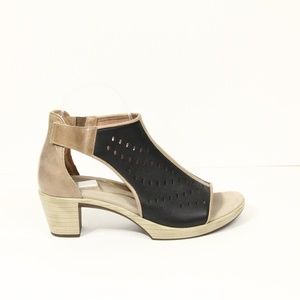 Naot Sandals sz 6 NEW Women Comfort Shoes Leather Block Heel